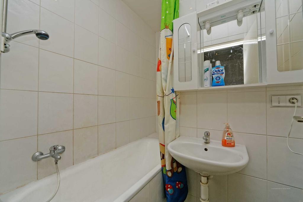 Apartments Vorsilska Prague Room photo